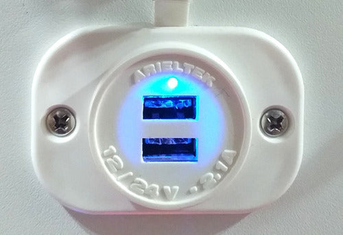 Carregador Usb Náutico Arieltek C/ Iluminação Redondo Branco