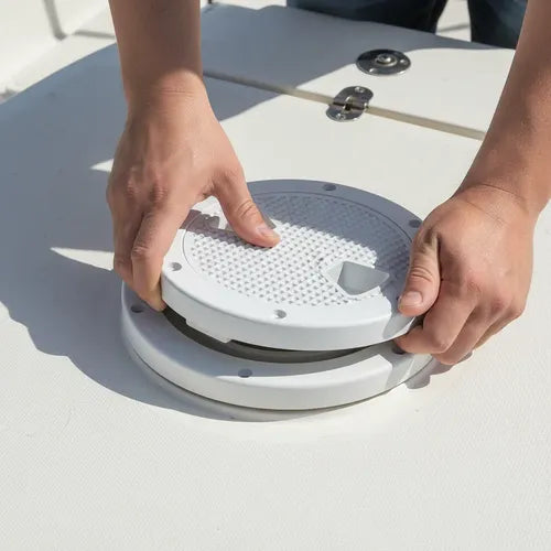 Tampa Escotilha De Inspeçao Abs 4 Pol Com Protecao Uv Seaflo Branco