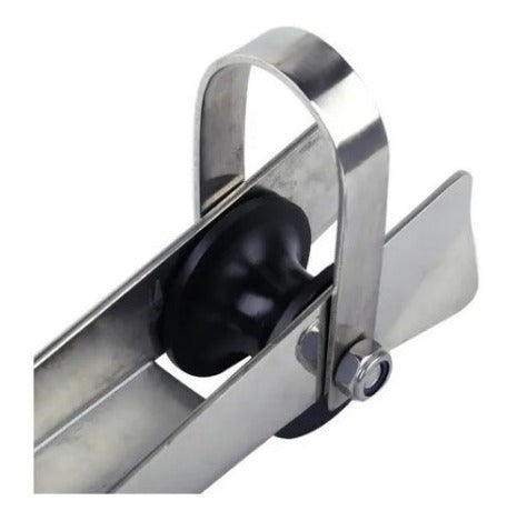 Lançador De Âncora Suporte De Proa Aço Inox E Roldana 39cm